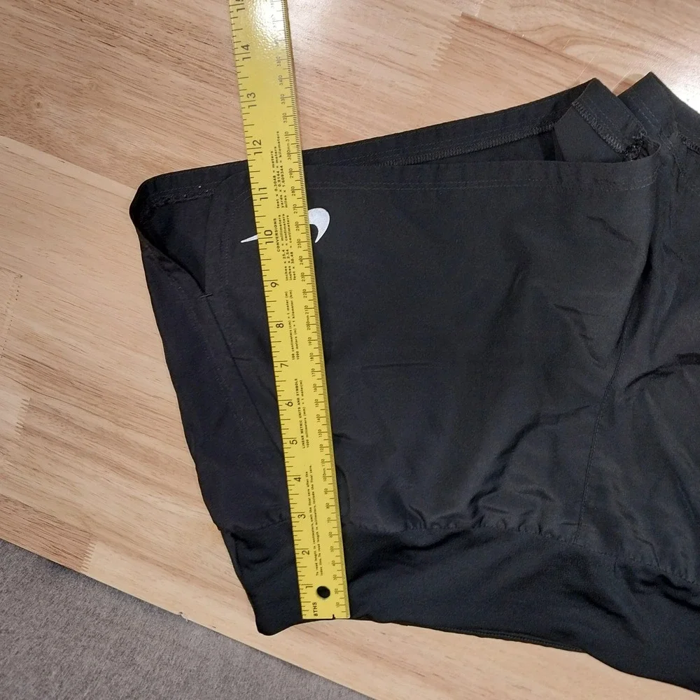 Nike Womens Running Shorts Dri-FIT Athletic Pocket Medium Black
